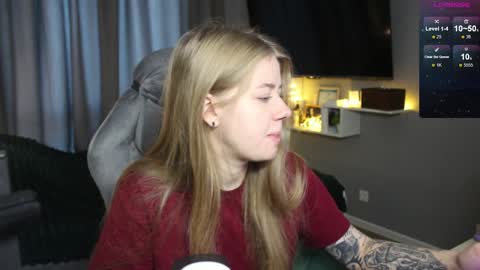 Snapshot of candy_meggie chatting on 01-05-25, 11:04 Megan online show from 01-05-25, 11:04