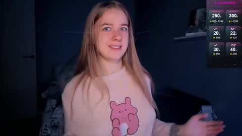 Snapshot of candy_meggie chatting on 09-26-25, 06:23 Megan online show from 09-26-25, 06:23