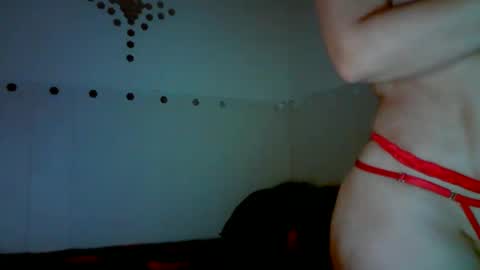 Snapshot of candy_presley chatting on 09-19-25, 01:29 candy presley online show from 09-19-25, 01:29