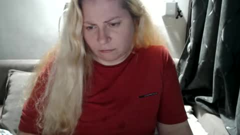 Laura online show from 02-09-25, 09:28