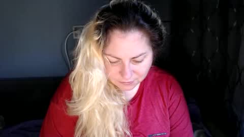 Laura online show from 09-21-25, 09:22