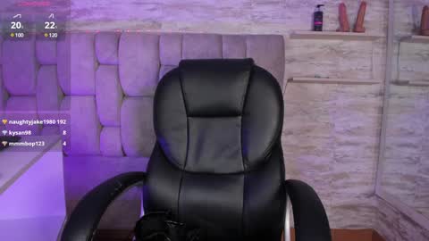 Snapshot of candycuckol chatting on 01-19-25, 12:17 Candy online show from 01-19-25, 12:17