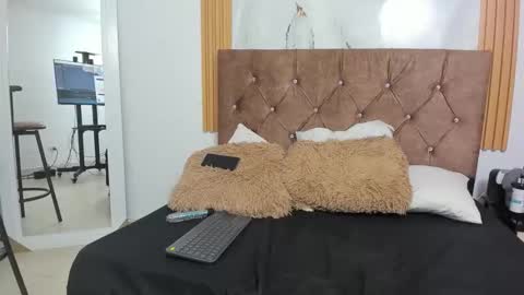 Snapshot of candyfox2606 chatting on 02-21-26, 08:10 candyfox online show from 02-21-26, 08:10