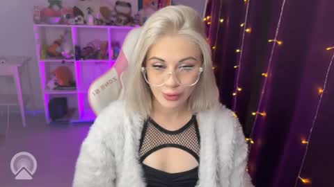 You can call me HH online show from 09-21-25, 06:42