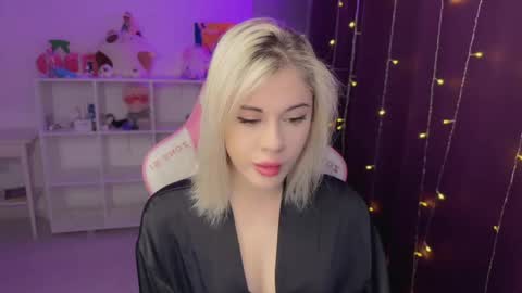 You can call me HH online show from 11-24-25, 05:45