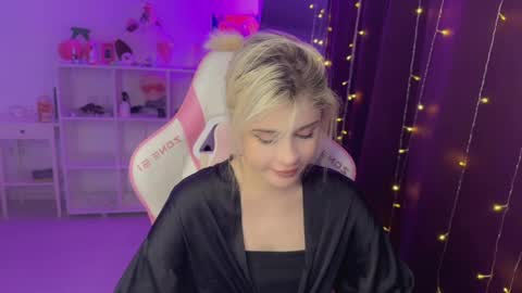 You can call me HH online show from 12-14-25, 06:01