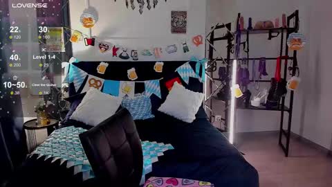 Sofia online show from 09-30-25, 01:21