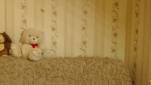 say meow and send tip  online show from 02-07-25, 03:19