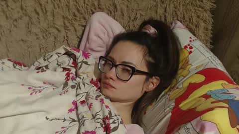 say meow and send tip  online show from 02-19-25, 05:27