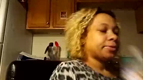 Snapshot of candyredxo2024 chatting on 09-15-25, 02:22 candyredxo2024 online show from 09-15-25, 02:22