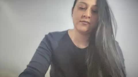 diosa latina online show from 11-08-25, 03:50