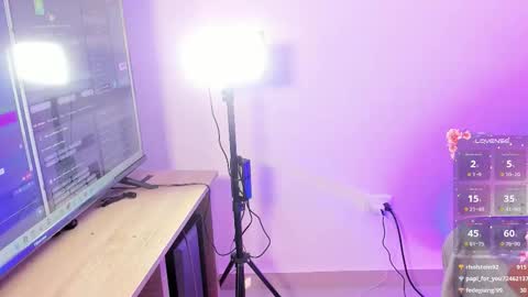 candyyvega online show from 11-22-25, 10:14