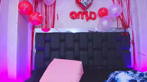 Aura  online show from 02-18-25, 11:55