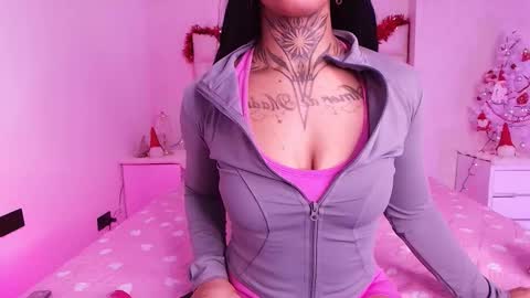 Aura  online show from 12-04-25, 11:52