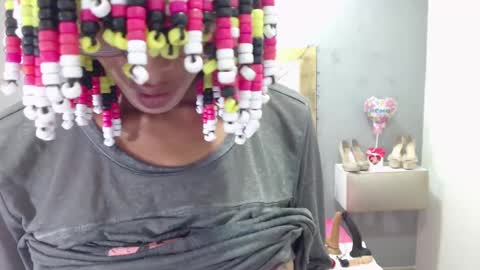 Canela online show from 01-16-25, 03:02