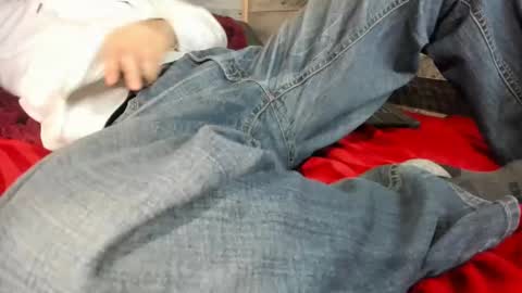 canuk1983 online show from 02-02-25, 03:28