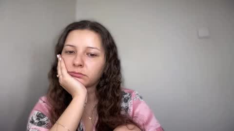 Emma online show from 12-22-25, 07:38