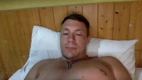 Snapshot of capt_oliver chatting on 02-10-25, 06:45 follow my twitter  online show from 02-10-25, 06:45