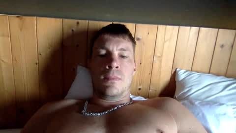 Snapshot of capt_oliver chatting on 02-16-25, 04:20 follow my twitter  online show from 02-16-25, 04:20