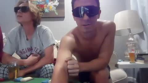 Snapshot of captain_chris8 chatting on 10-09-25, 12:52 captain_chris8 online show from 10-09-25, 12:52
