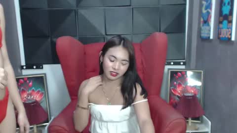 Snapshot of captivatingyumi chatting on 02-01-25, 05:18 Yumi Aera online show from 02-01-25, 05:18