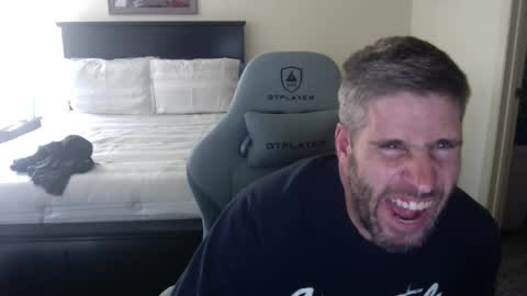 Snapshot of captmorgan30263 chatting on 10-16-25, 08:32 captmorgan30263 online show from 10-16-25, 08:32