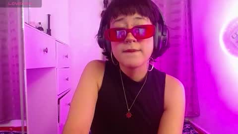 Amy online show from 10-12-25, 03:38