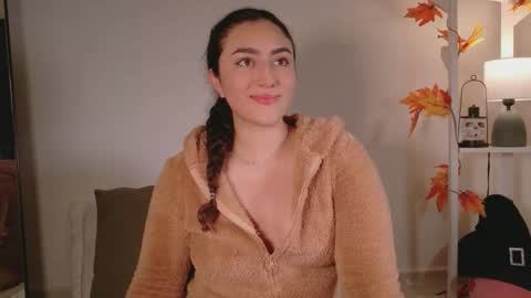 Snapshot of caramel__ chatting on 10-29-25, 04:59 Mara online show from 10-29-25, 04:59