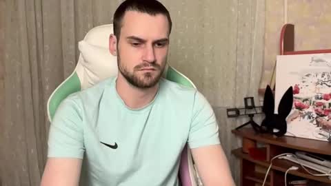 Snapshot of cari_2you chatting on 11-09-25, 07:01 Cari online show from 11-09-25, 07:01