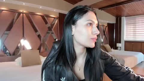 Carina online show from 10-01-25, 12:11