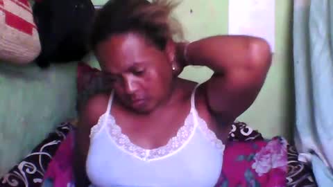 Snapshot of carinesexy69 chatting on 12-12-24, 10:13 carinesexy69 online show from 12-12-24, 10:13