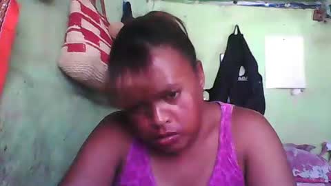 Snapshot of carinesexy69 chatting on 12-14-24, 10:24 carinesexy69 online show from 12-14-24, 10:24