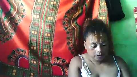 Snapshot of carinesexy69 chatting on 01-30-25, 09:25 carinesexy69 online show from 01-30-25, 09:25