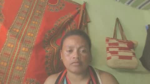 Snapshot of carinesexy69 chatting on 02-15-25, 10:00 carinesexy69 online show from 02-15-25, 10:00