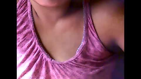Snapshot of carinesexy69 chatting on 02-27-25, 12:02 carinesexy69 online show from 02-27-25, 12:02