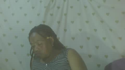 Snapshot of carinesexy69 chatting on 09-24-25, 10:51 carinesexy69 online show from 09-24-25, 10:51