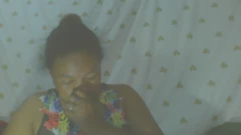 Snapshot of carinesexy69 chatting on 10-23-25, 10:58 carinesexy69 online show from 10-23-25, 10:58