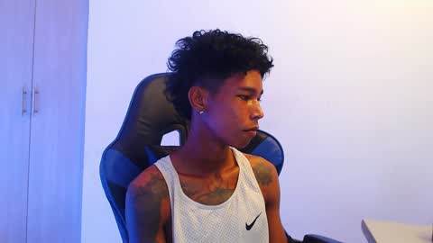 carl_sex_ online show from 12-06-24, 04:28