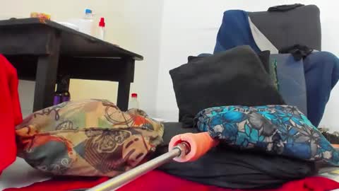 carla_prestige online show from 12-02-25, 02:56