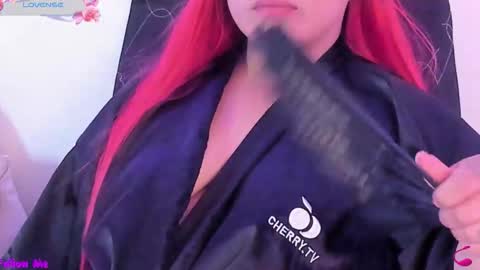 Carla Wet18 online show from 12-18-25, 05:02