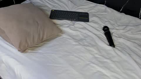 carlamarrinson online show from 03-10-25, 09:10