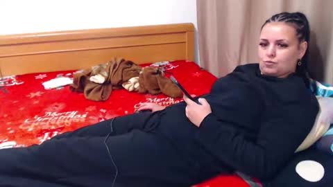 carlasweet00 online show from 12-18-25, 01:44