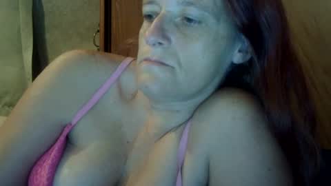 carleeswoman08 online show from 09-11-25, 12:27