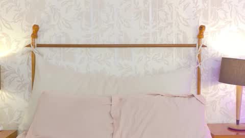 Snapshot of carline_jones chatting on 02-28-26, 11:33 Carline online show from 02-28-26, 11:33