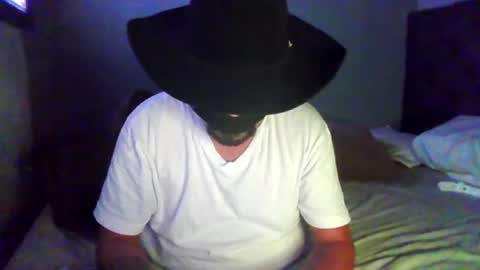 carlos100699 online show from 08-06-26, 02:35