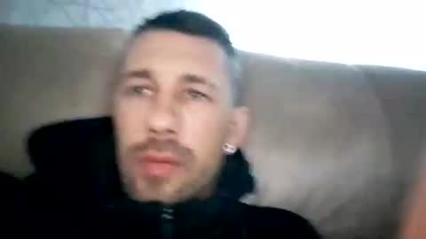 carloscadiz11 online show from 11-22-25, 11:20