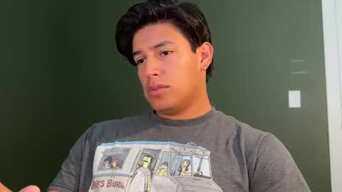 Snapshot of carlosjosecb1 chatting on 10-07-25, 04:37 carlos online show from 10-07-25, 04:37