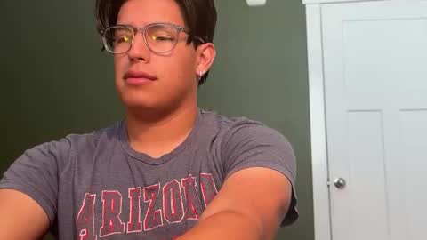 carlosjosecb2 online show from 11-19-25, 05:46