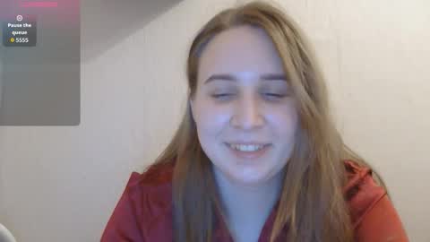 Snapshot of carlpaliotta chatting on 10-14-25, 04:08 Mia online show from 10-14-25, 04:08