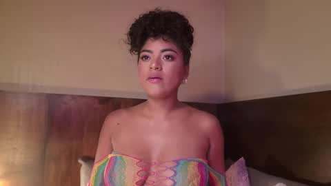 Carly Monroe  online show from 09-30-25, 10:26